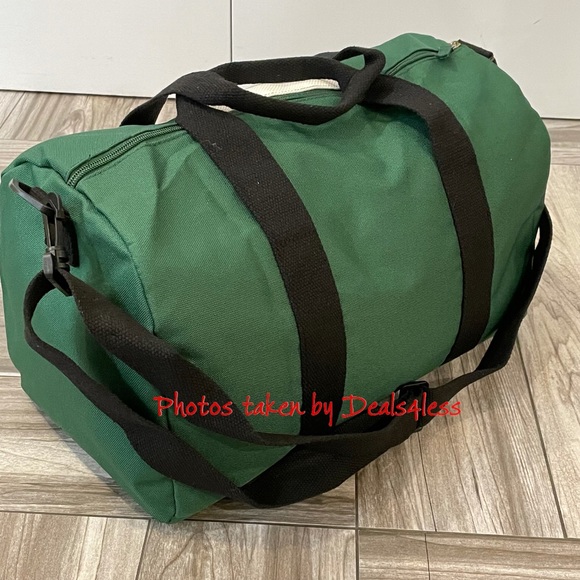 Lacoste Duffel Bag Weekender Gym Carry-On - Picture 5 of 8
